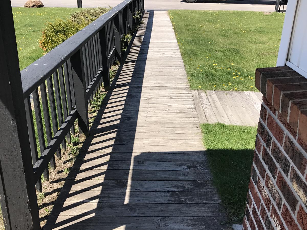 Exxon Quik Stop & Motel Wausaukee Zewnętrze zdjęcie
